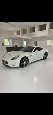 2014 Ferrari California - Convertible 2D