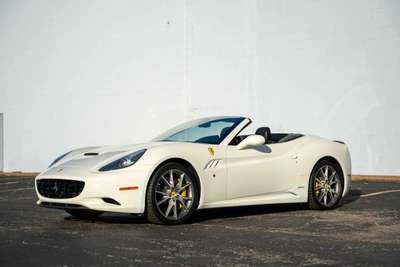 2014 Ferrari California Convertible 2D