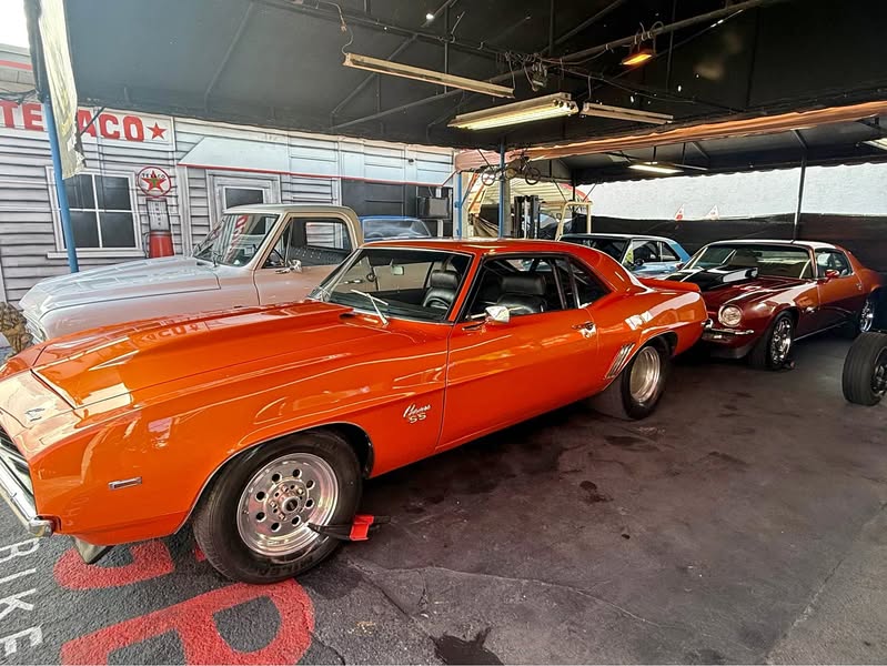 1969 Chevrolet Camaro - Coupe 2D