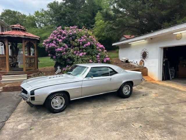 1969 Chevrolet Camaro SS 427 V8, 4-Spd, PS, PB, A/C, X22,...