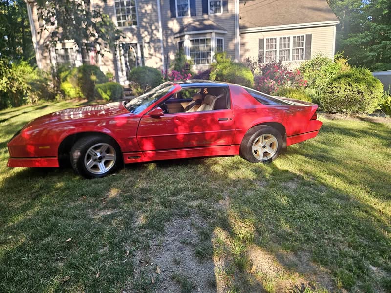 1988 Chevrolet Camaro - T-top IROC Z28