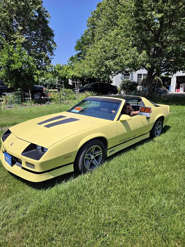 1985 Chevrolet Camaro - Z\/28 Coupe 2D