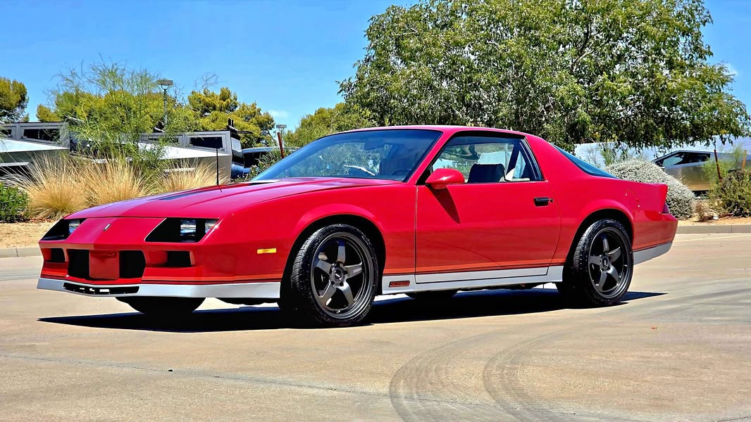 1982 Chevrolet Camaro - Z\/28 Coupe 2D