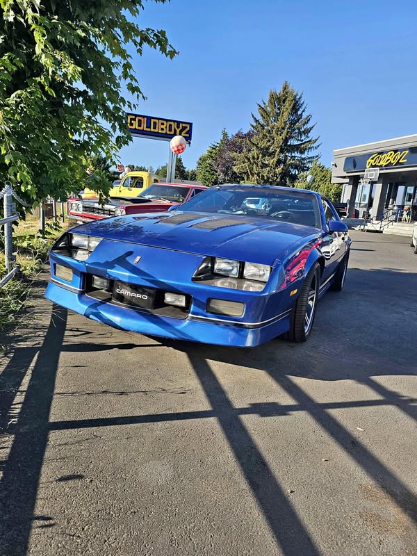 1987 Chevrolet Camaro - Z28 IROC