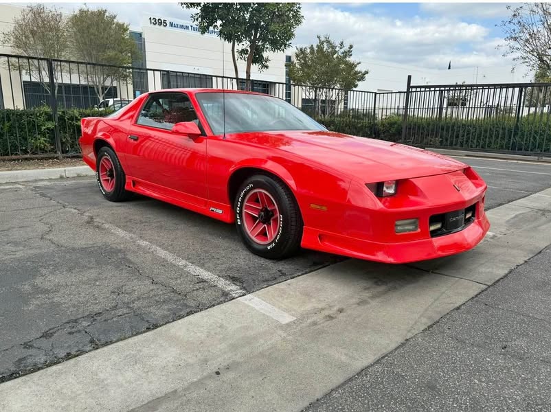 1991 Chevrolet Camaro - RS