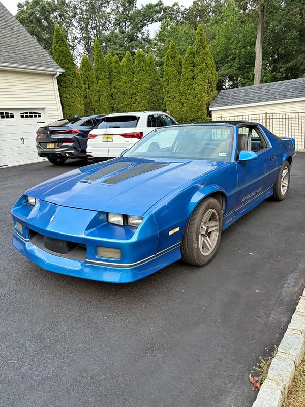1987 Chevrolet Camaro - Z28 Iroc