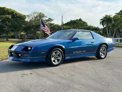 1987 Chevrolet Camaro Z\/28 IROC-Z 5.7l - Option Package Group 3