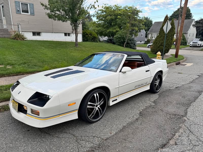 1988 Chevrolet Camaro - Iroc z28