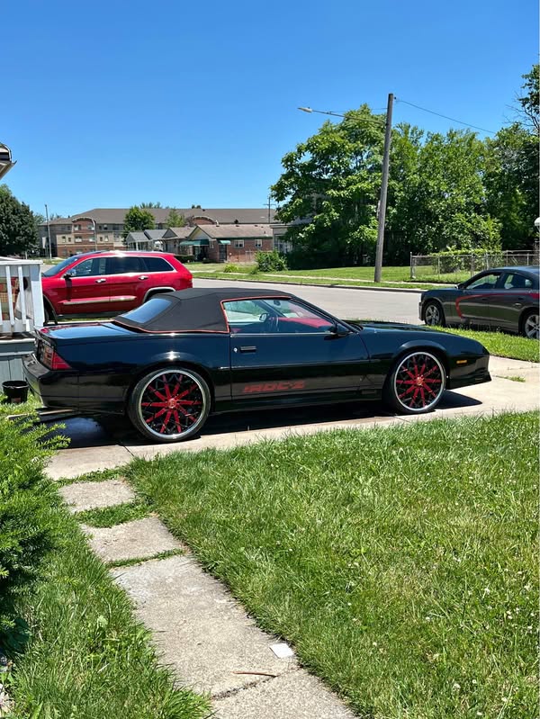1989 Chevrolet Camaro - Z28 Convertible 2D