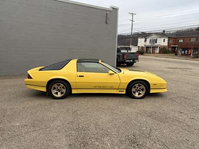 1986 Chevrolet Camaro IROC Z28 2D Coupe