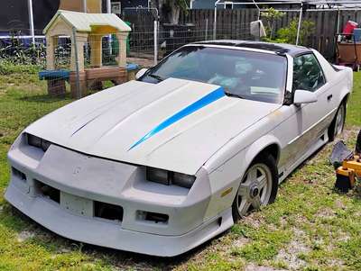 1992 Chevrolet Camaro - RS
