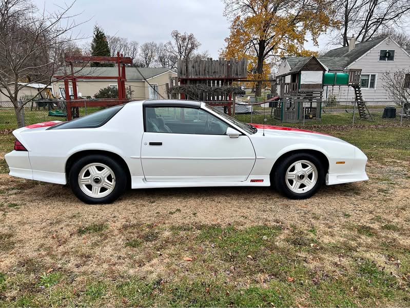 1992 Chevrolet Camaro - Coupe 2D