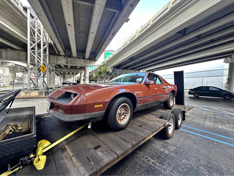 1985 Chevrolet Camaro - Coupe 2D