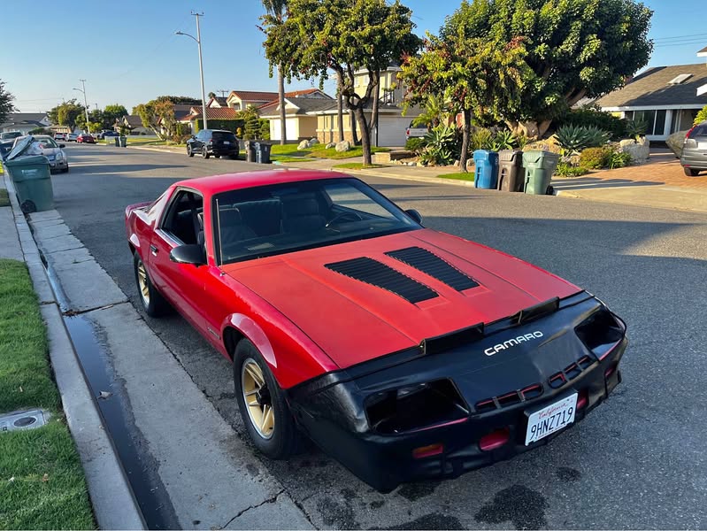 1987 Chevrolet Camaro - Coupe 2D