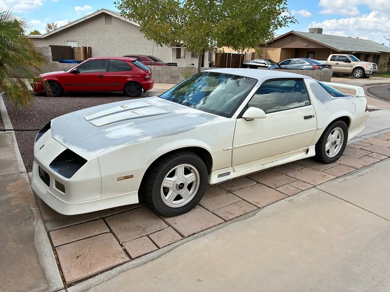 1987 Chevrolet camaro iroc z
