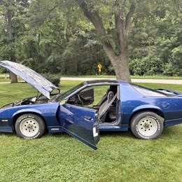 1988 Chevrolet Camaro - Coupe 2D