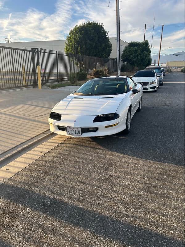 1997 Chevrolet Camaro - Coupe 2D