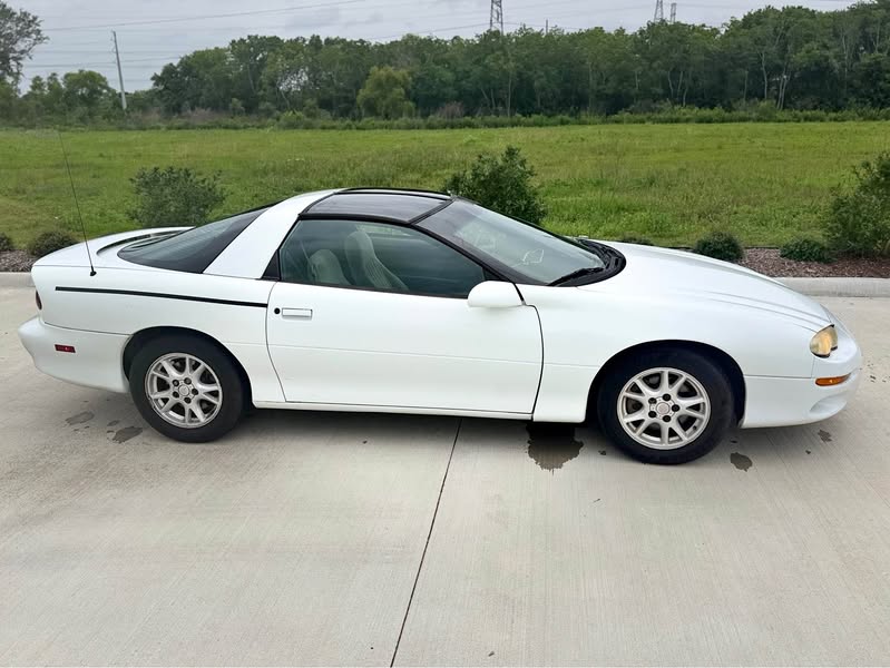 2002 Chevrolet Camaro - Coupe 2D