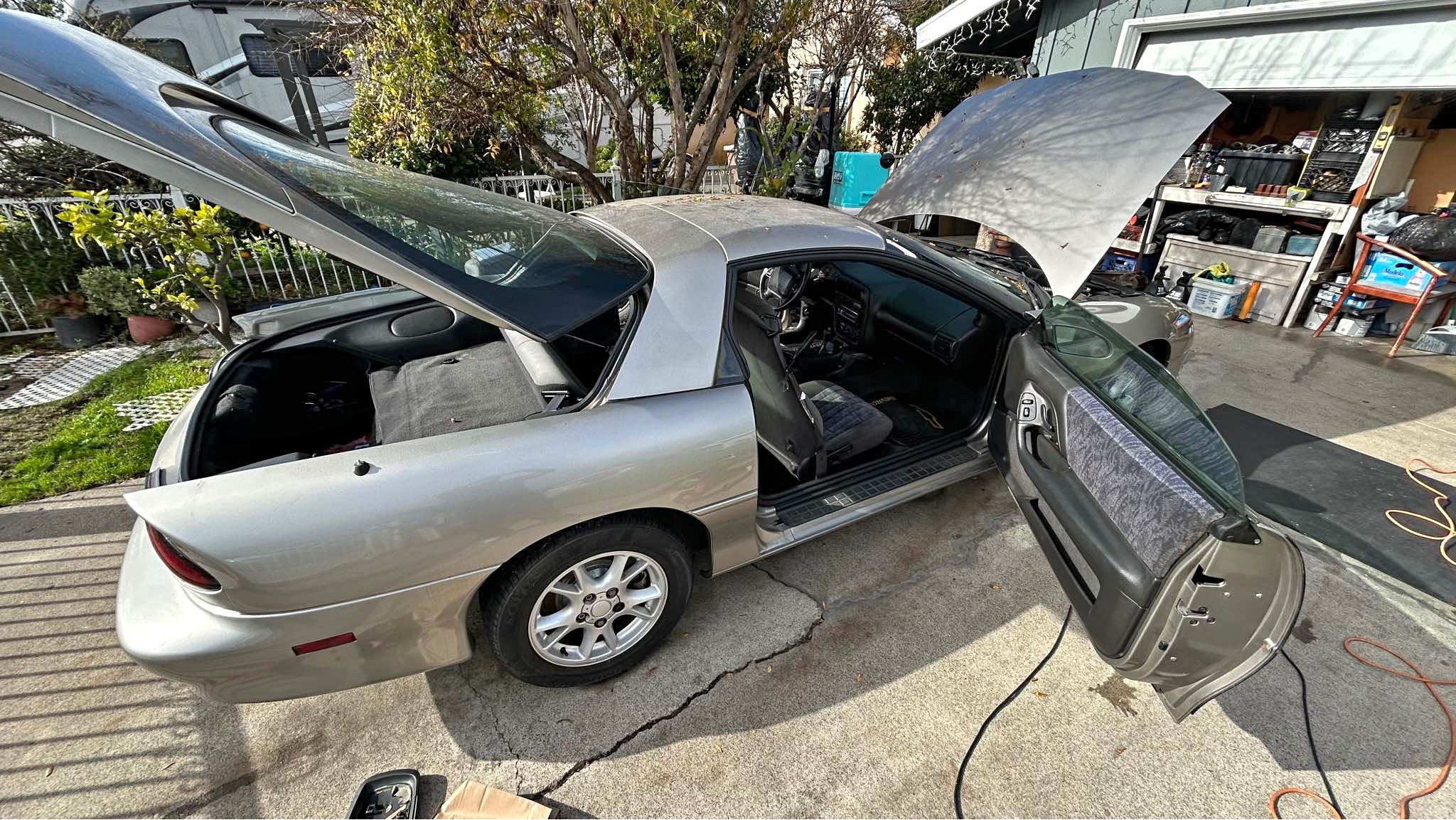 2002 Chevrolet Camaro - Coupe 2D