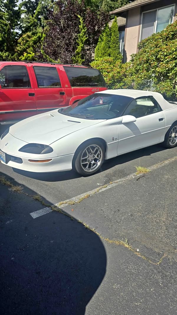 1997 Chevrolet Camaro - Coupe 2D