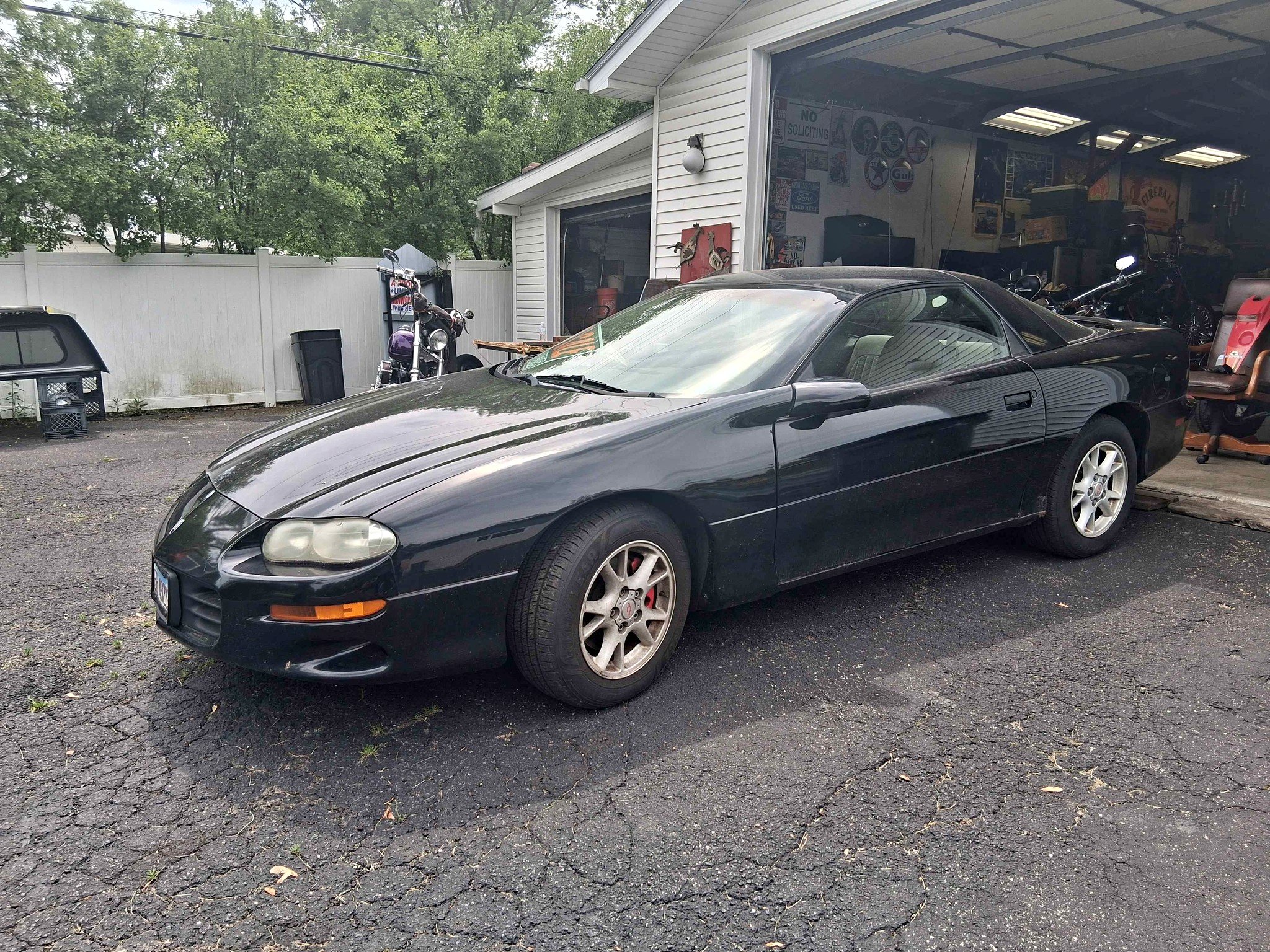 2002 Chevrolet Camaro - Coupe 2D