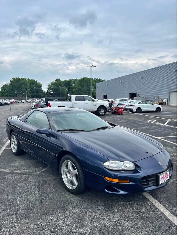 2002 Chevrolet Camaro - Coupe 2D