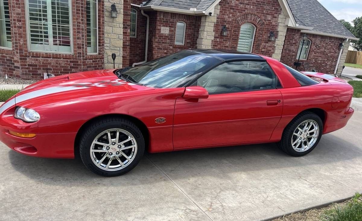 2002 Chevrolet Camaro SS 35th Anniv., T-Tops, Hurst...
