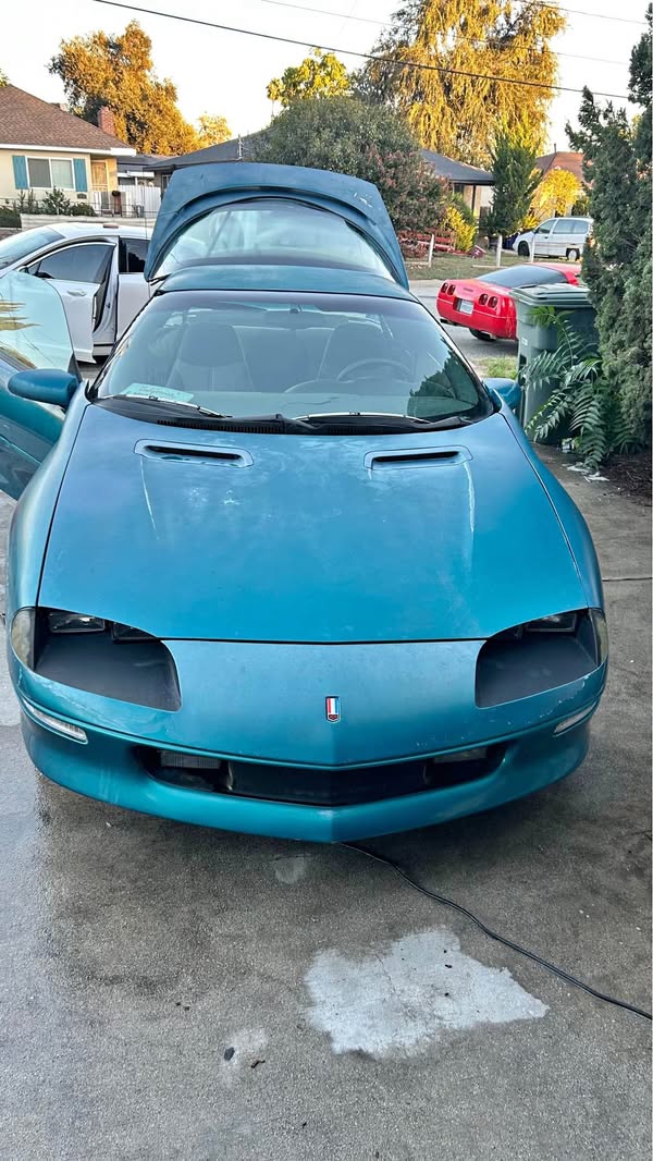 1995 Chevrolet Camaro - Coupe 2D