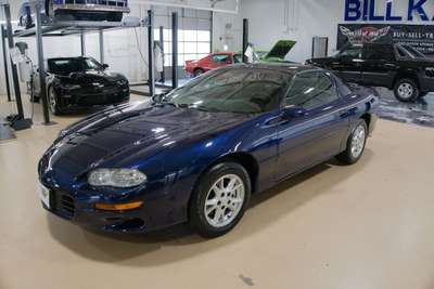 2001 Chevrolet Camaro Base