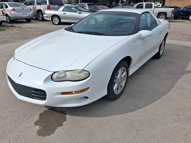 2000 Chevrolet Camaro - Coupe 2D