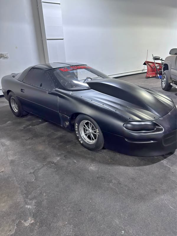 2000 Chevrolet Camaro - Coupe 2D