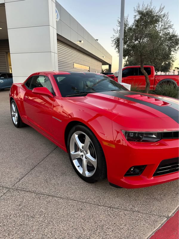 2015 Chevrolet Camaro - SS w\/2SS ONLY 5k Miles