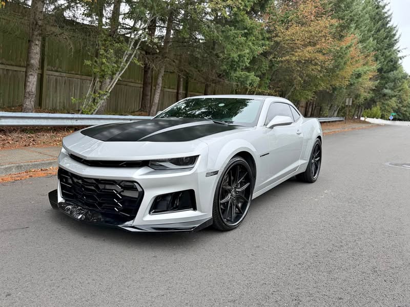 2015 Chevrolet Camaro - RS