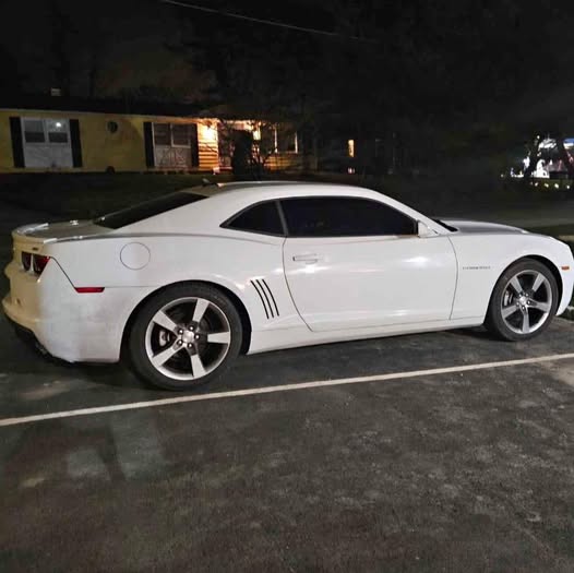 2011 Chevrolet Camaro - RS