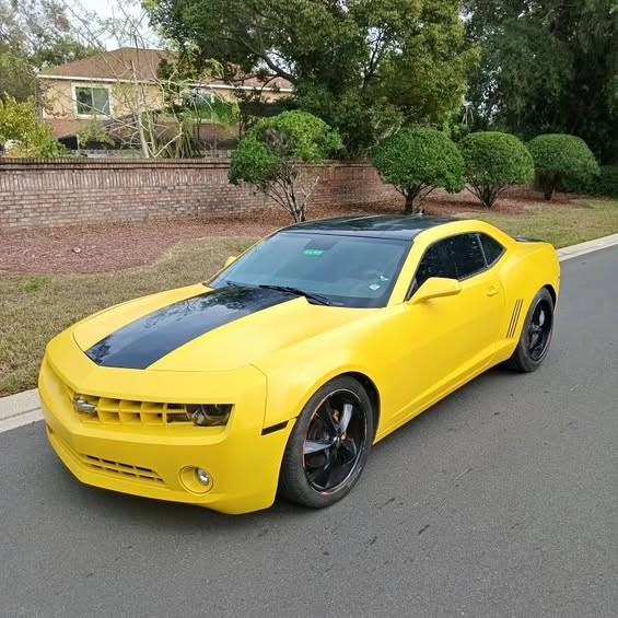 2010 Chevrolet Camaro LT Coupe 2D