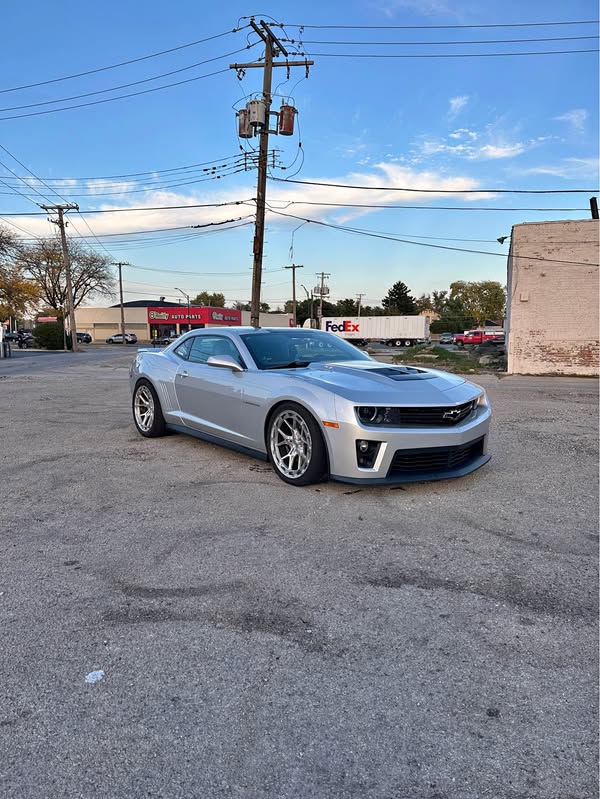 2013 Chevrolet Camaro - ZL1 Manual