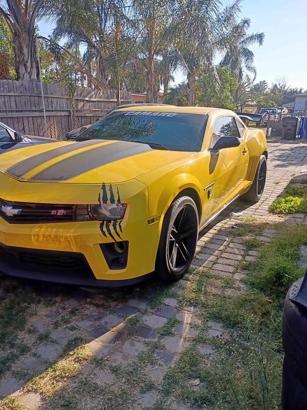 2011 Chevrolet Camaro - LT Coupe 2D