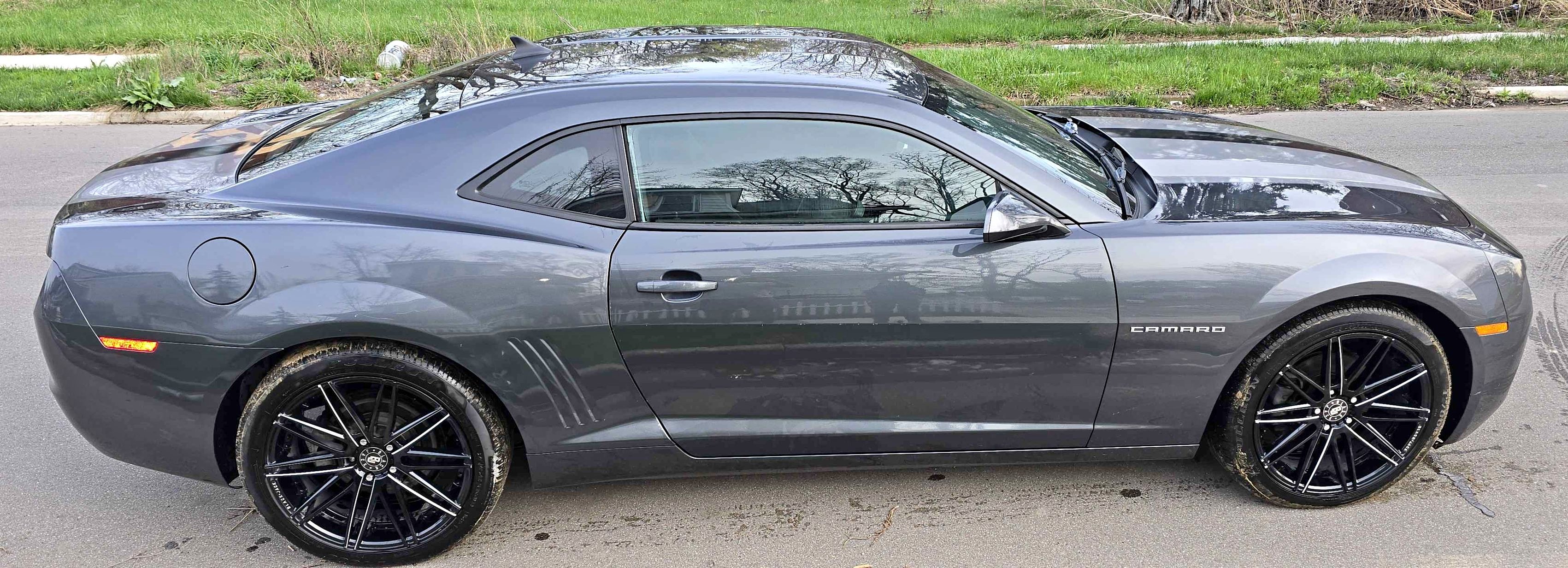 2011 Chevrolet Camaro - Coupe 2D