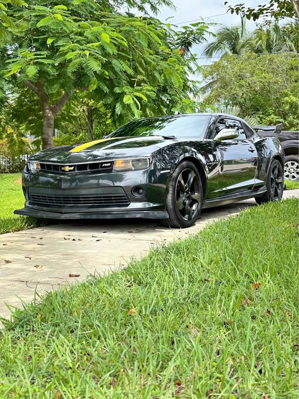 2014 Chevrolet Camaro - Rs