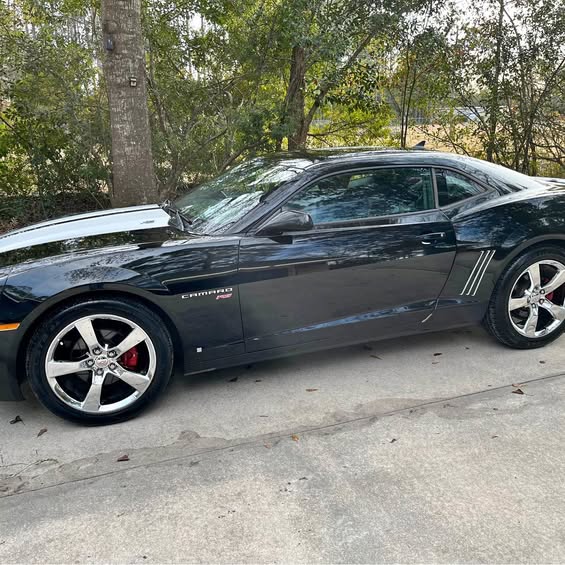 2010 Chevrolet Camaro - 2 LT