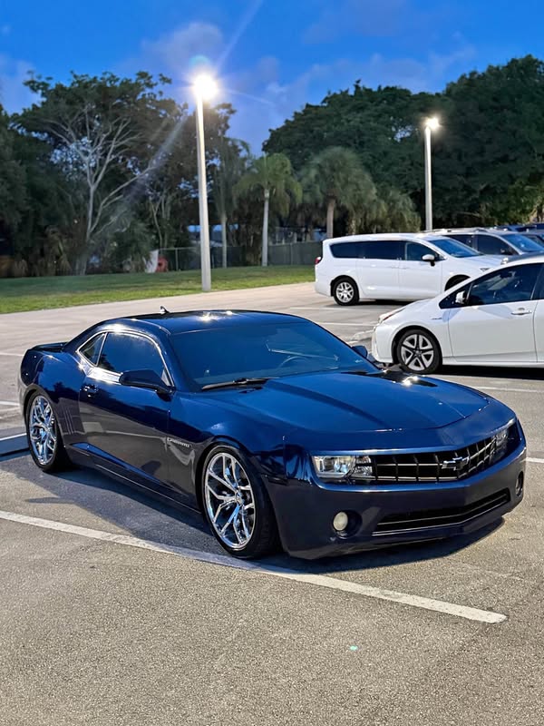 2011 Chevrolet Camaro - Coupe 2D