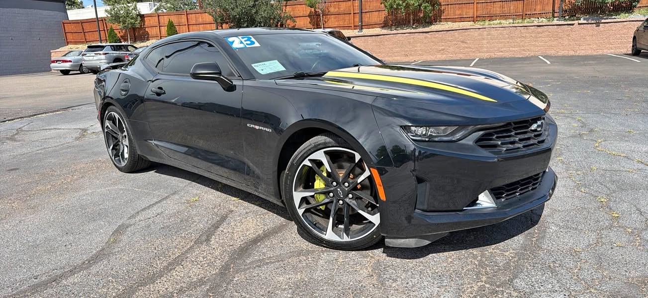 2023 Chevrolet Camaro LT Coupe 2D