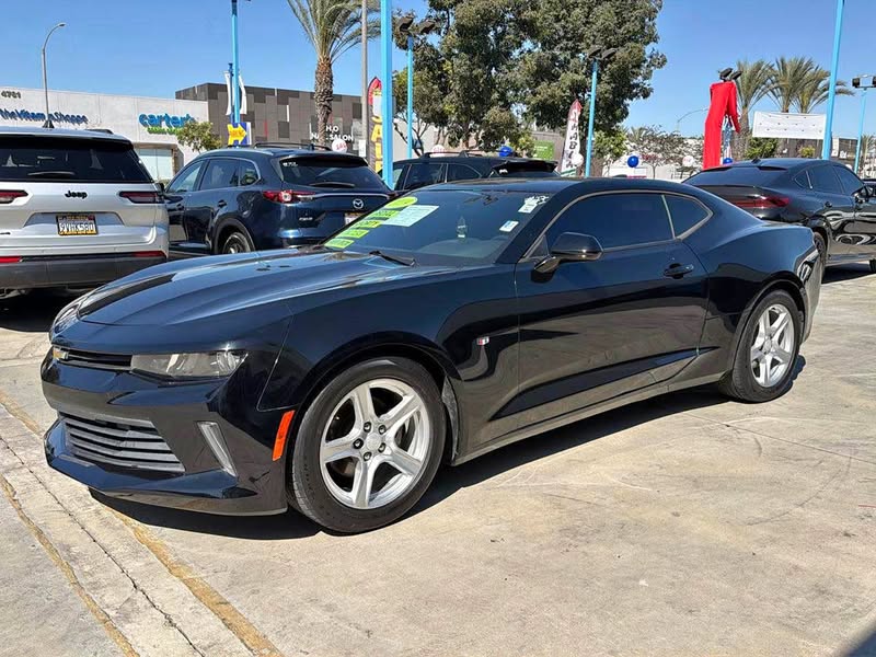 2019 Chevrolet Camaro - LT1 Coupe 2D