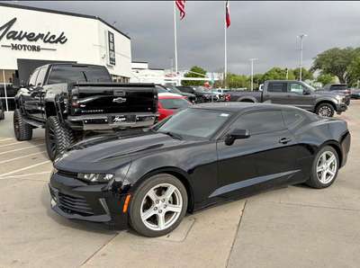 2017 Chevrolet Camaro - 1LT