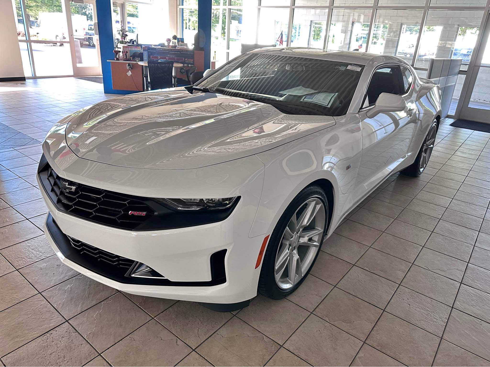 2024 Chevrolet Camaro - RS 6MT