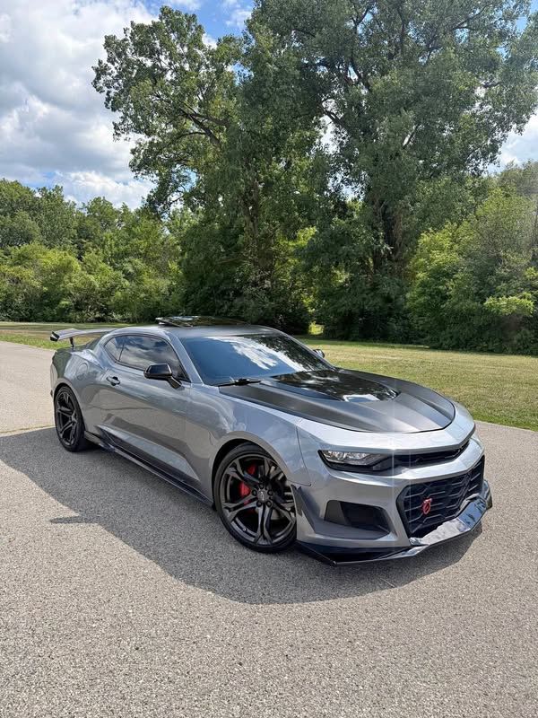 2022 Chevrolet Camaro - LT1 V8 6.2L