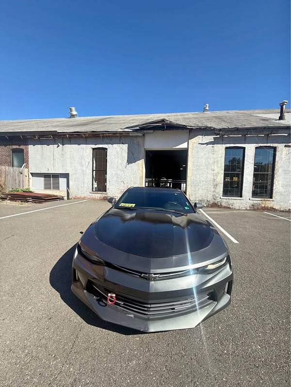 2018 Chevrolet Camaro - 4 DR