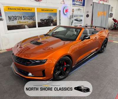 2022 Chevrolet Camaro LT1 Many Dealer installed options-SEE...