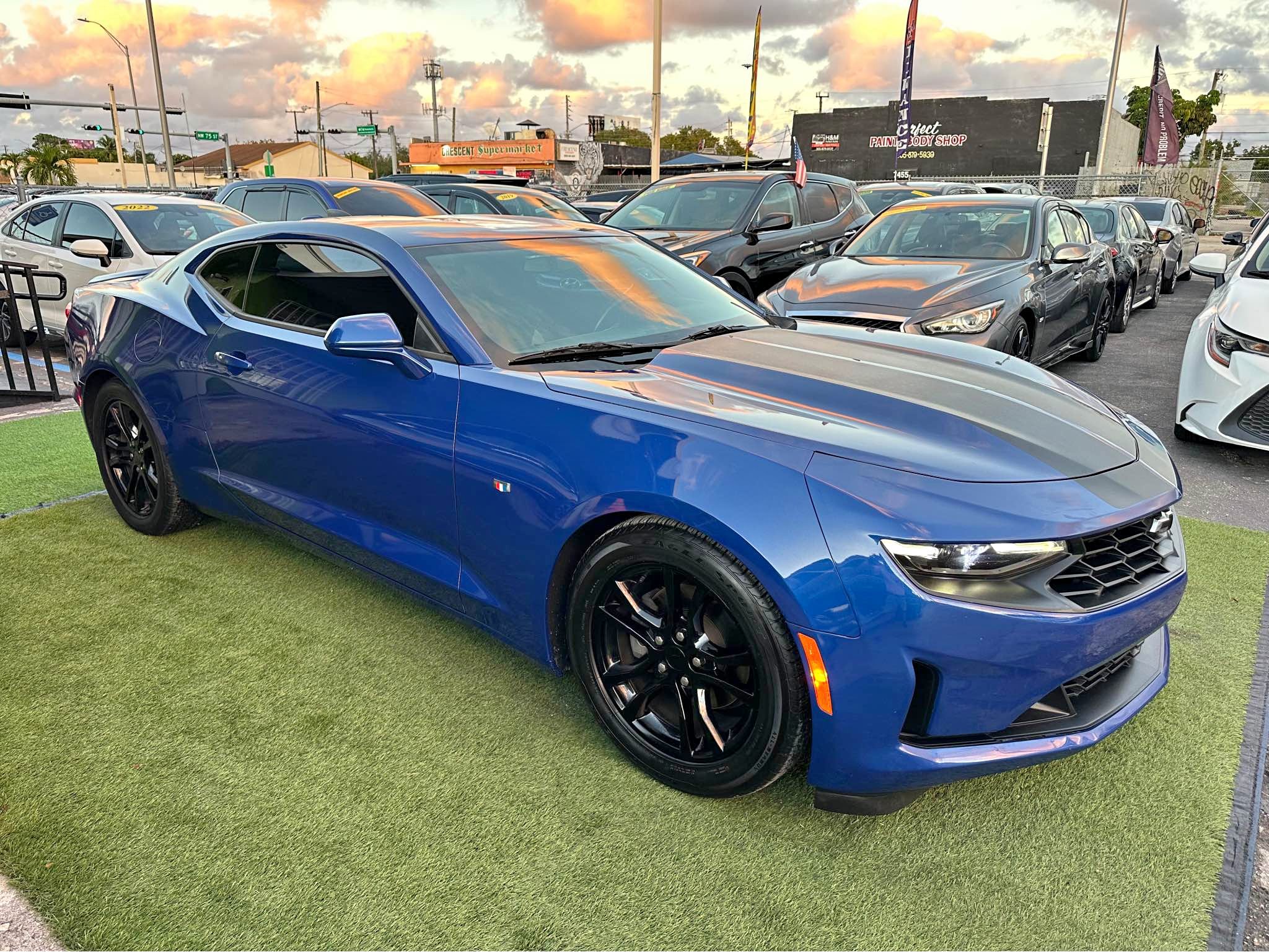2020 Chevrolet Camaro - Lt