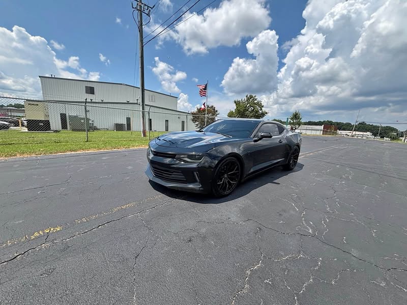 2018 Chevrolet Camaro - LT